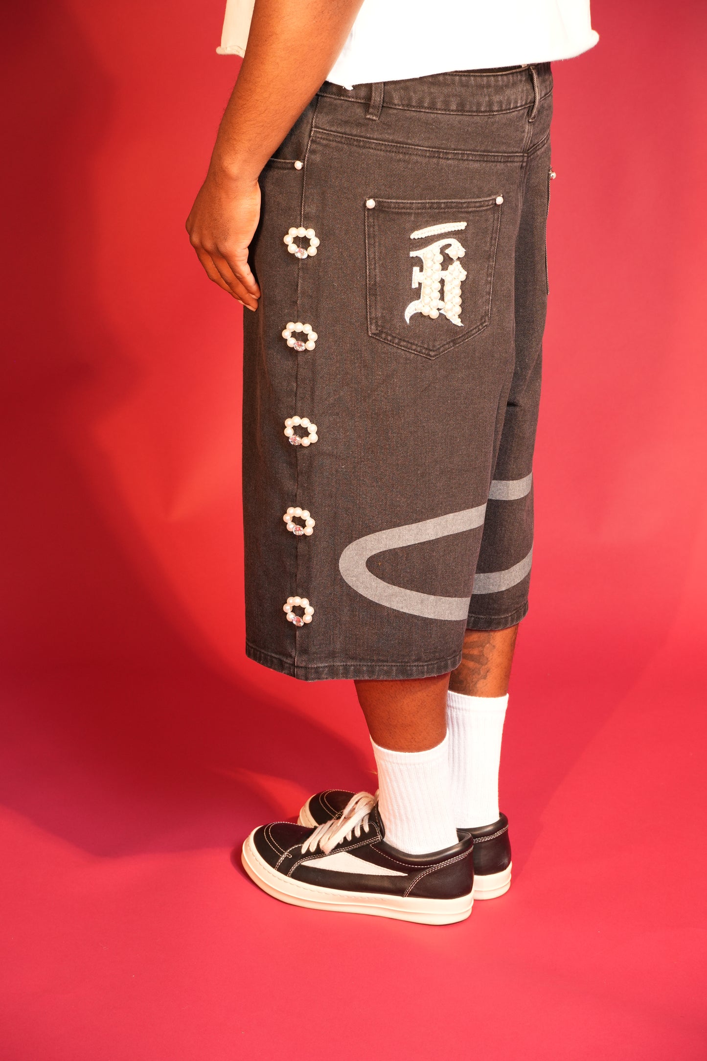 Pearl Heaven Black Denim- Shorts